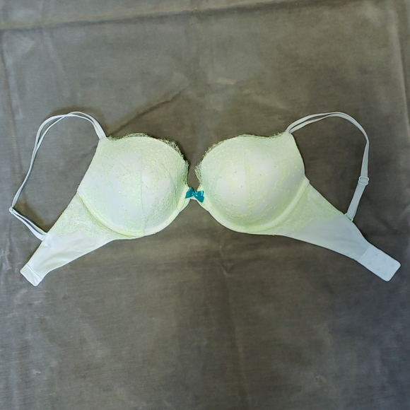 Victoria's Secret Very Sexy Push Up Bra 32DDD/32E - Picture 4 of 4